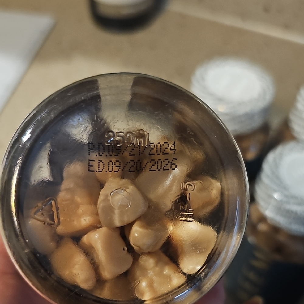 WEEM Hair Skin Nails Supplement - Picture 3 of 5
